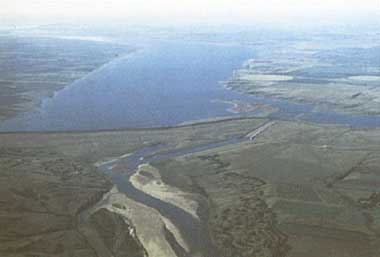 Photo of Lake Diefenbaker