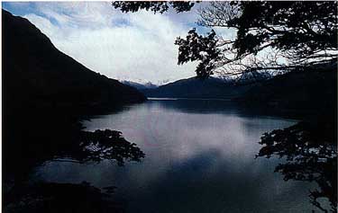 Photo of Lake Futalaufquen